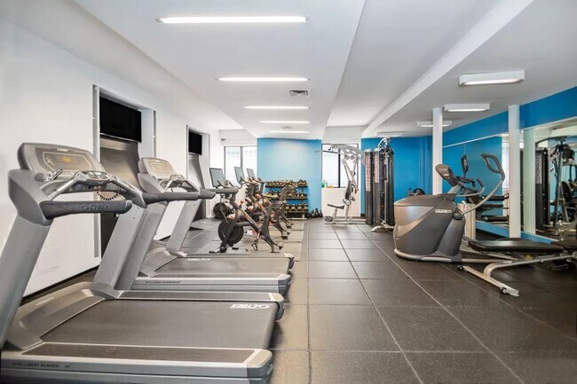 Photo - 425 W 53rd St Unit 416