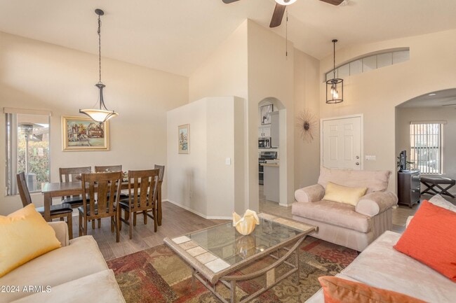 Photo - 16118 W Vale Dr