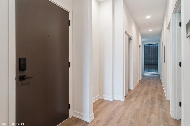 Photo - 1775 N Clybourn Ave Unit 301