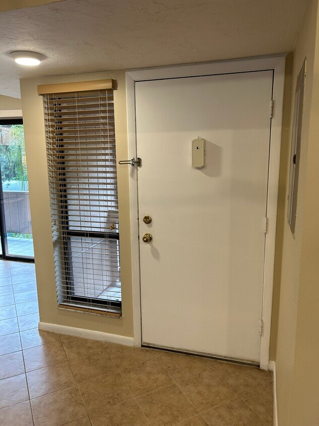 Photo - 1687 Brookhouse Cir (Sarasota, FL)