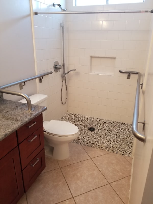 Photo - 1020 E Barnard St