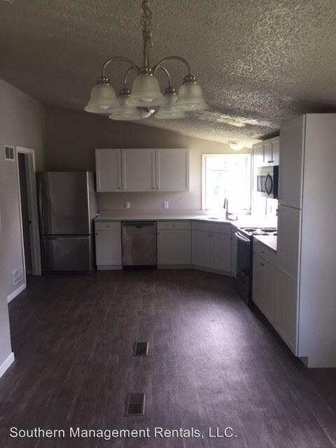 Photo - 3 br, 2 bath House - 4252 Delta Road
