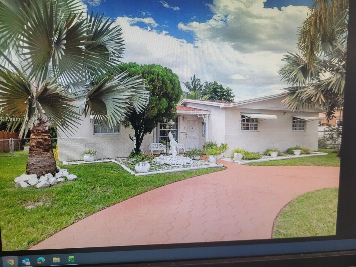 Photo - 830 NW 200th Terrace