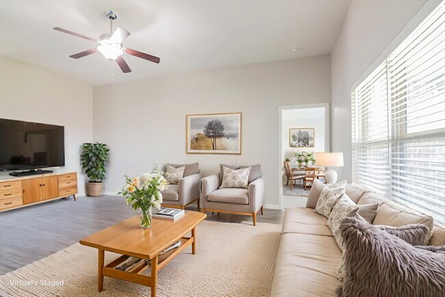 Photo - 1516 Millennium Dr