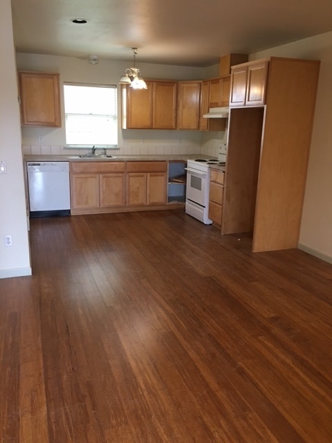 Photo - Condo close to downtown