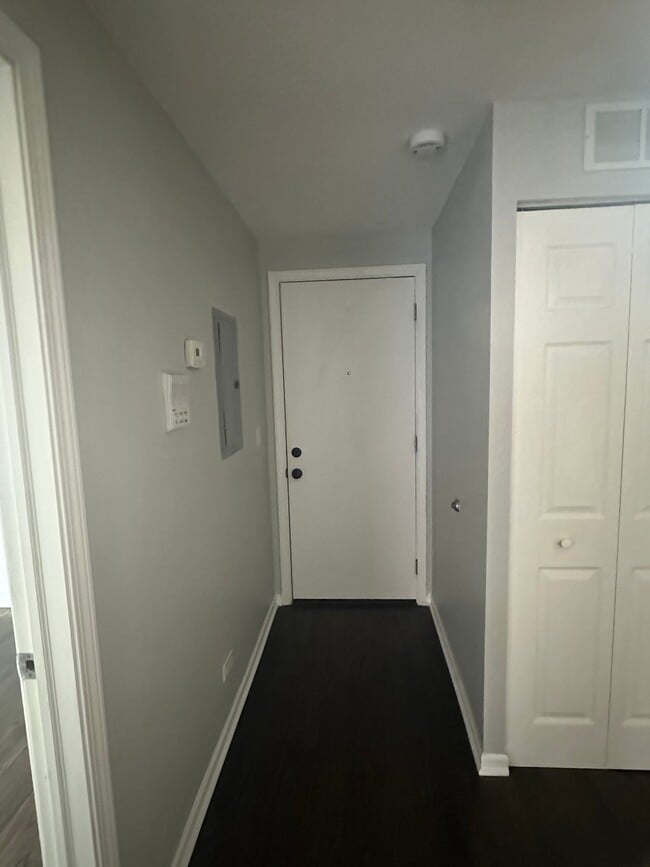 Photo - 4501 N Milwaukee Ave Unit 5120-1E