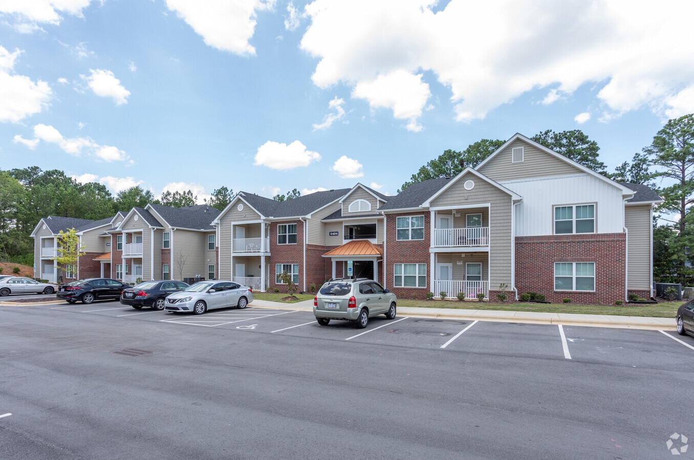 Hoke Loop Commons Apartments Fayetteville, NC