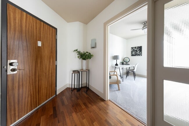 Photo - Matae Condominiums - Lower Queen Anne/Bell... Unit 603
