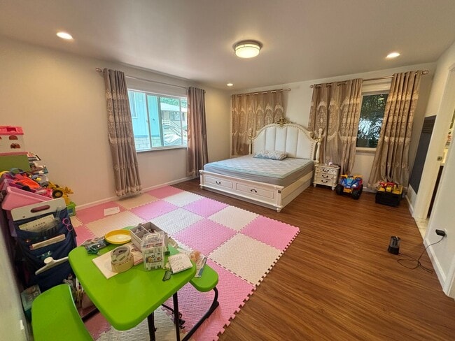 Photo - 2036 9th Ave Unidad Front House