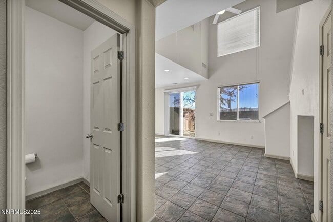 Photo - 9250 Lone Wolf Cir