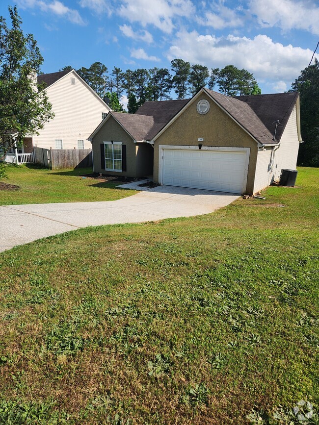 Building Photo - 59 Old Roundtree Rd Rental