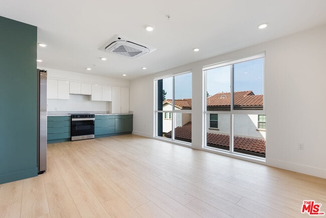 Photo - 8561 Belmont St Unidad 7