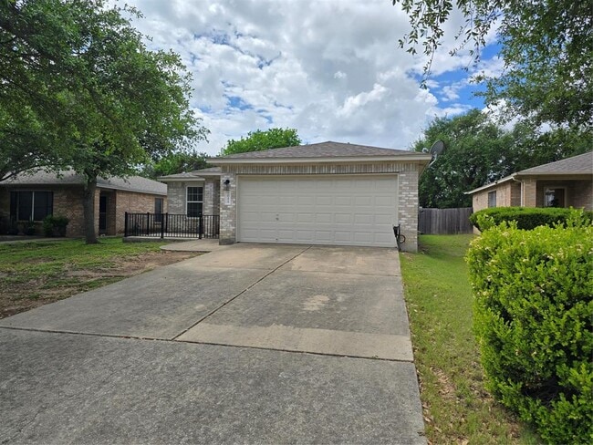 Photo - 2011 Garrison Dr