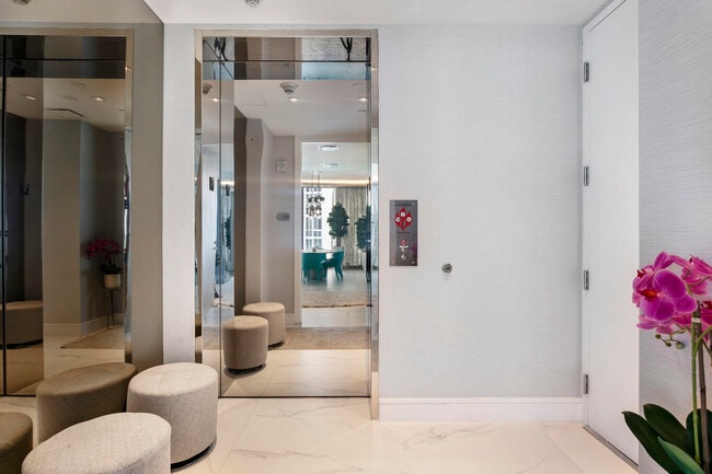 Photo - 15701 Collins Ave Unidad 701