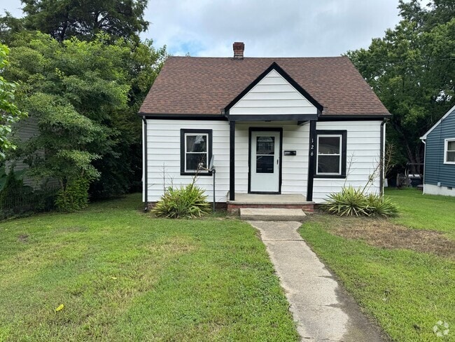 Building Photo - Highland Springs Bungalow Rental