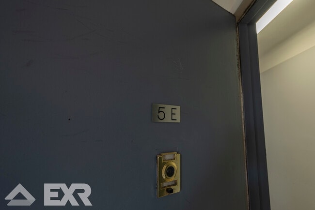 Photo - 215 W 116th St Apartment Unit 5E