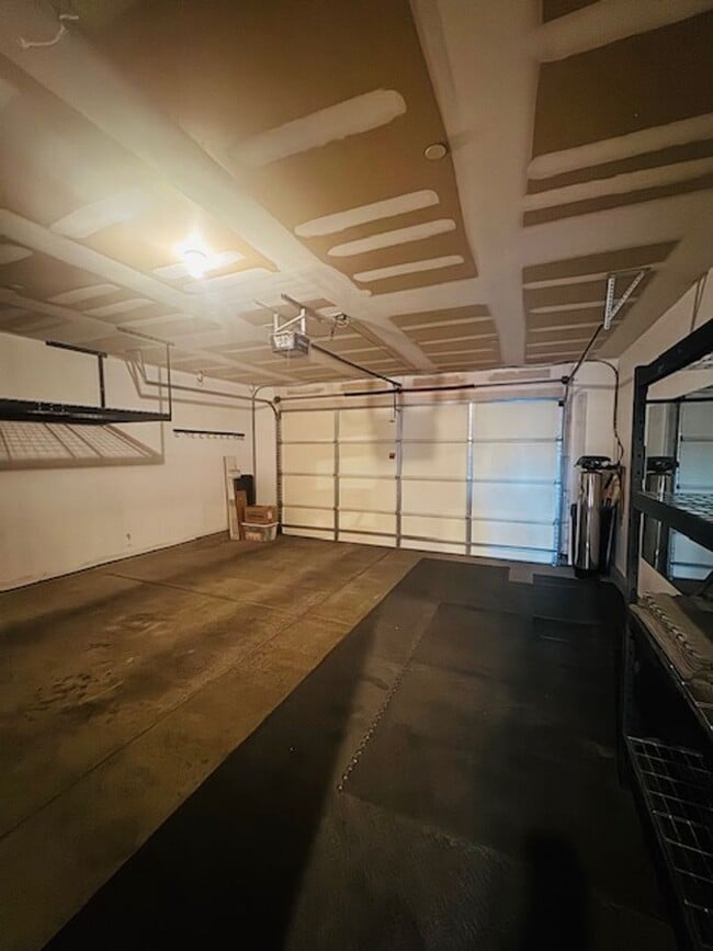 Photo - Resort-Style Living in Northwest Tucson- 3 Bedroom/ 3 Bathroom 2-Story House with garage!