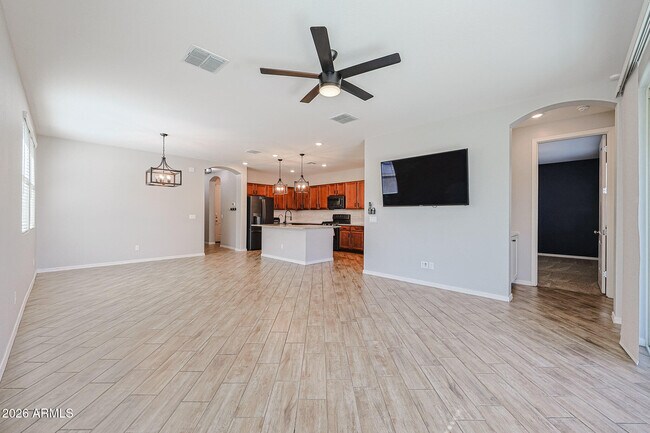 Photo - 15269 W Pierce St