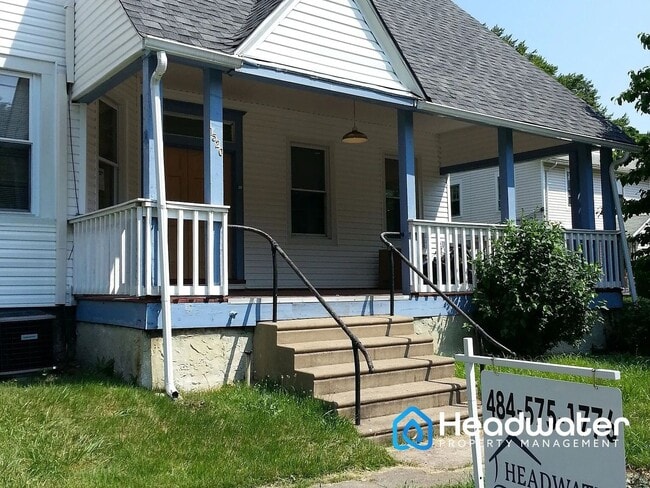 Photo - 1520 Elmwood Ave Unit 1