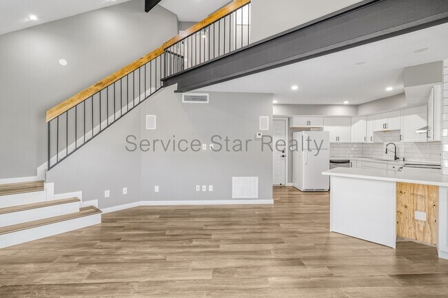 Photo - 7318 N 43rd Ln