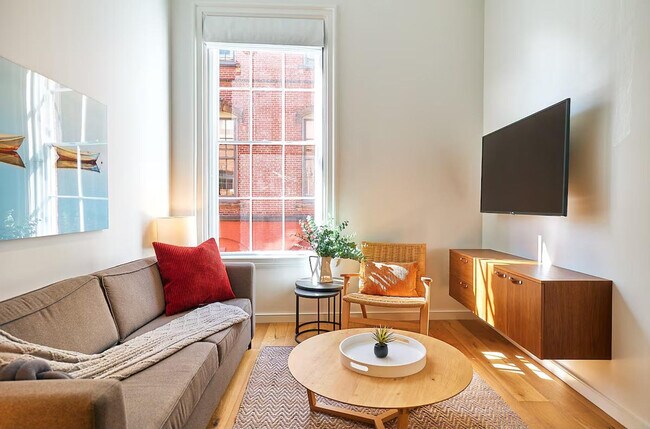 Building Photo - 121 Middle St Unit ID1366939P