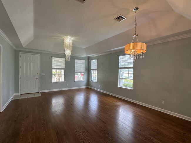 Photo - 3259 Newberry Blvd