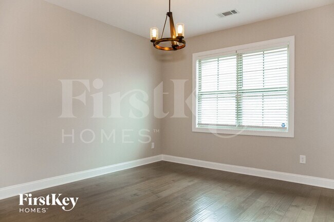 Photo - 740 Wood Lily Dr