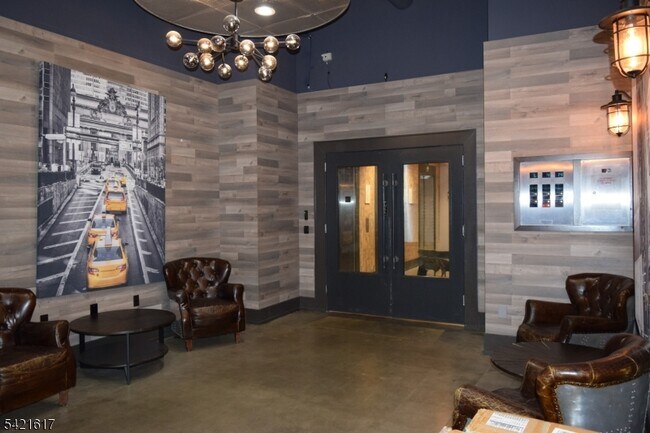 Photo - 1 Carriage City Plz Unit 920