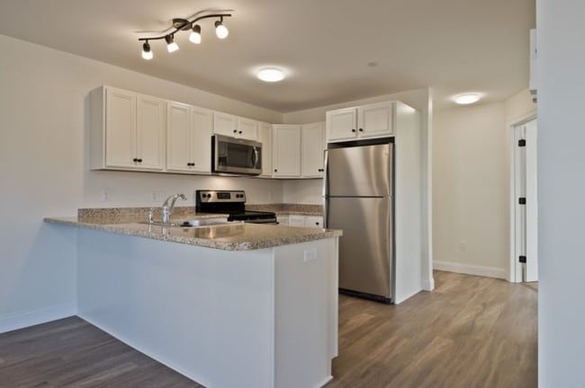 Autumn Woods Apartments