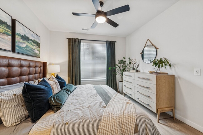 Ascend Morganton Park apartments — community photo