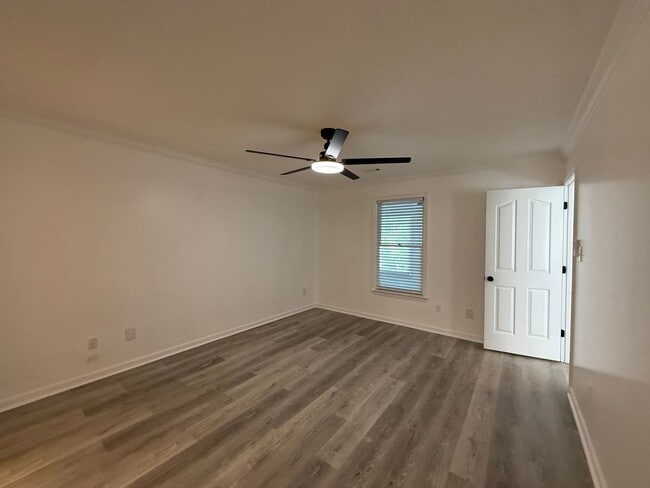 Photo - Freshly Updated 2/2 Townhome