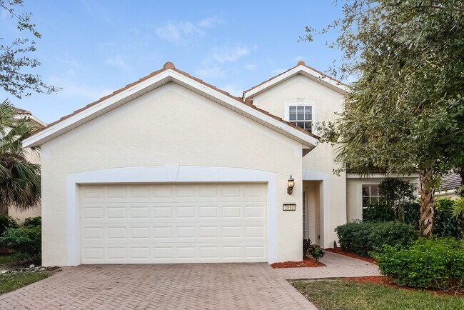 Building Photo - 2014 Fairmont Ln