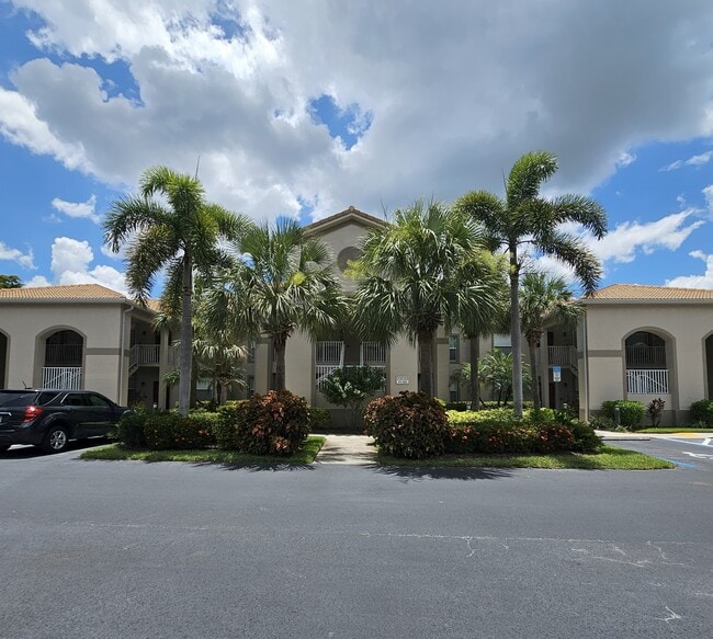 Photo - 20030 Barletta Ln Townhome