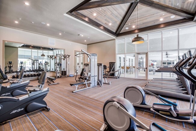 04-Gimnasio_5500-SPECTRA-CIR-FORT-MYERS-FL_SPECTRA_RPI_II-100847-40