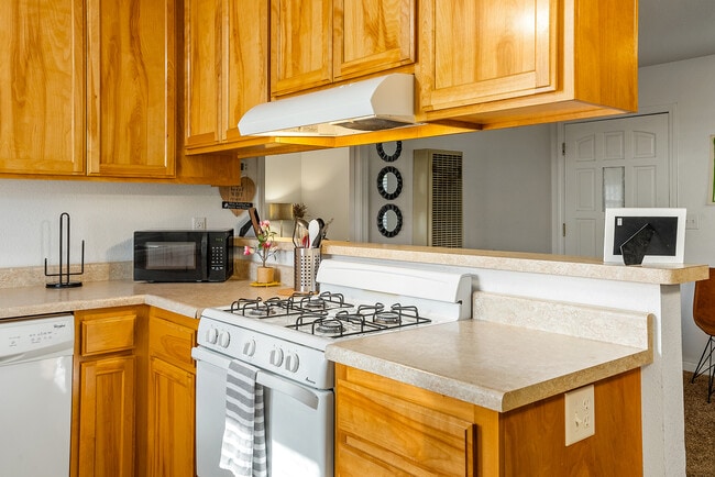 Photo - 3111 Silverbell Rd