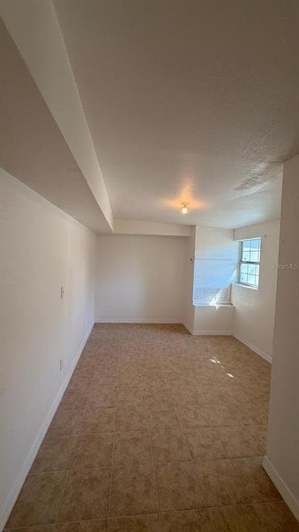 Photo - 301 Clark St