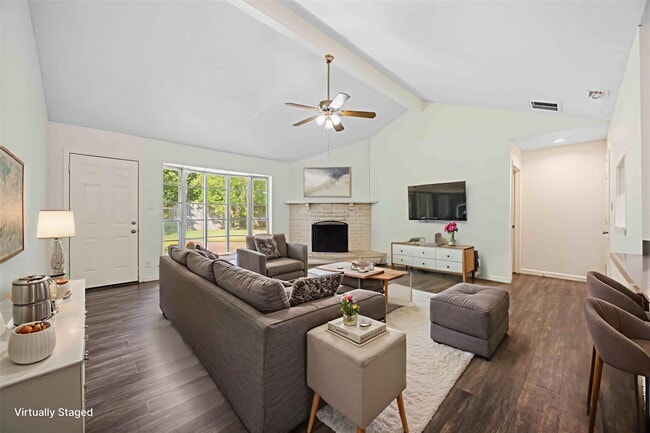 Building Photo - 10815 Montverde Ln