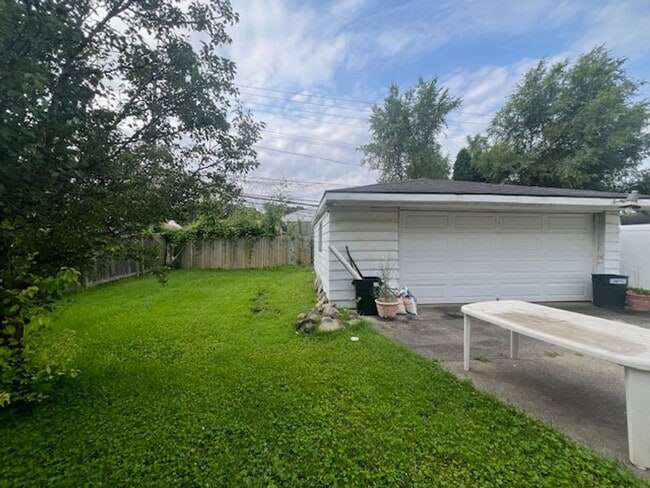 Photo - Beautiful Single Family Home in Fraser! AVAILABLE NOW!