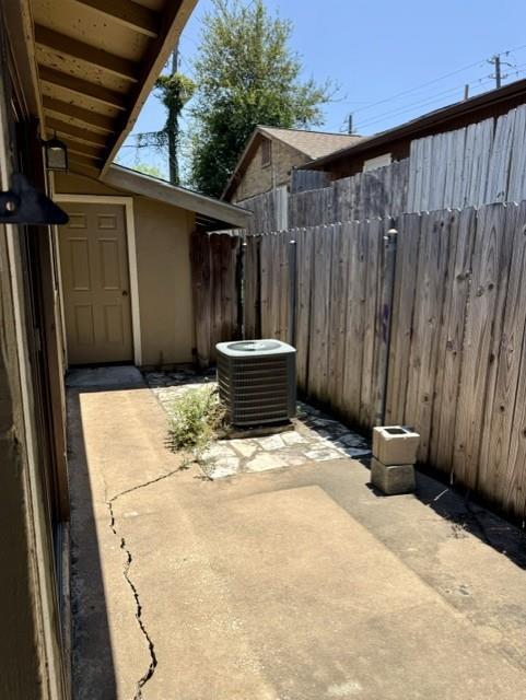 Photo - 3005 Parker Ln