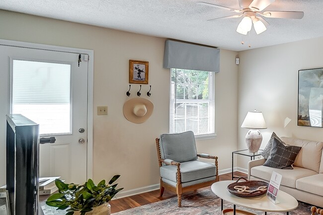 Davis Crossing Apartments