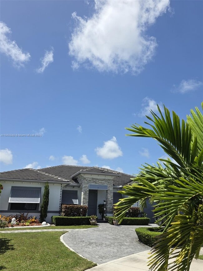 Building Photo - 10965 SW 169th Terrace Rental