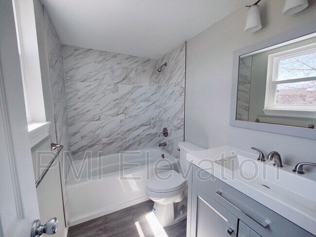 Photo - 1239 S Gilbert St