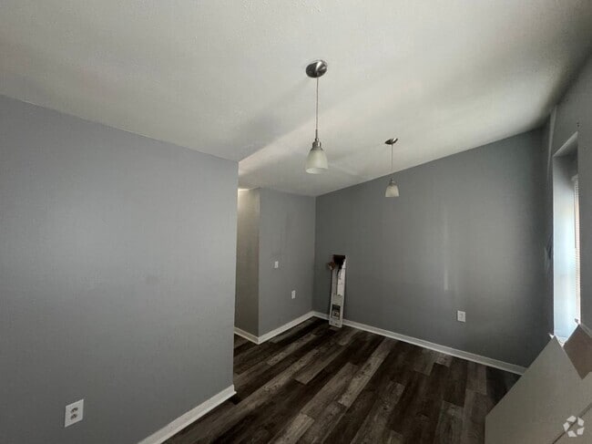 Building Photo - 663 2nd Ave Rental