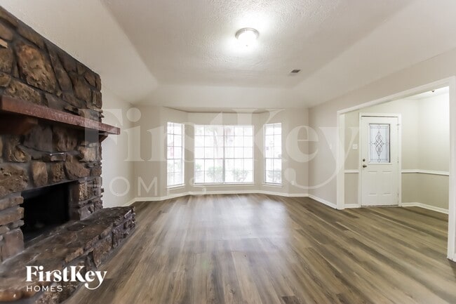 Photo - 2614 Forestbrook Dr