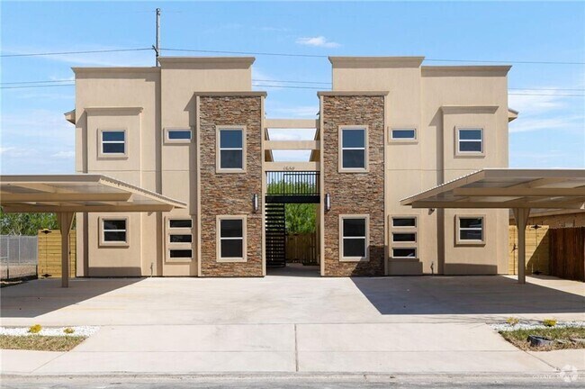 Building Photo - 1509 Pamplona St Unit 4 Rental