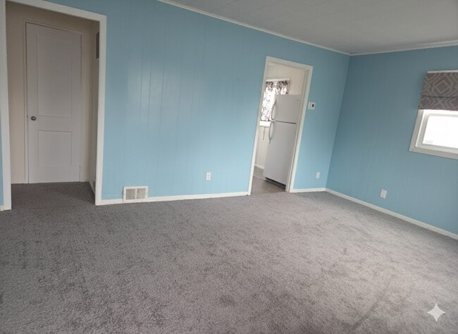 Family Room from front door - 3824 N Dayton Ave