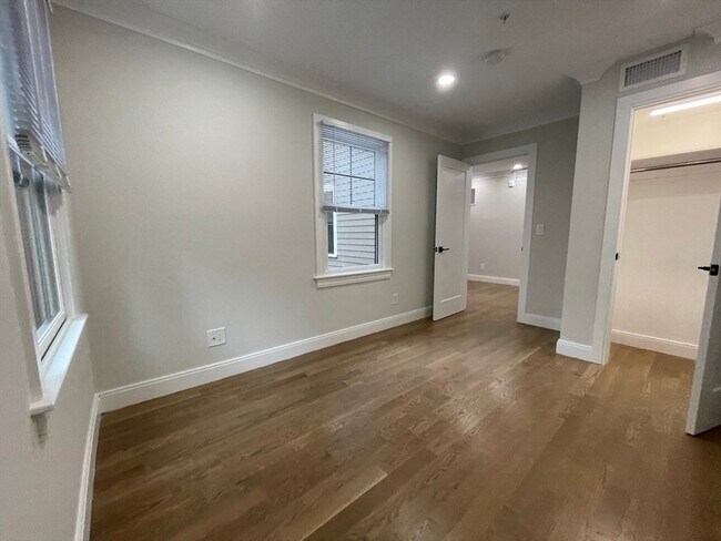 Photo - 12 Lopez Ave Unidad 2