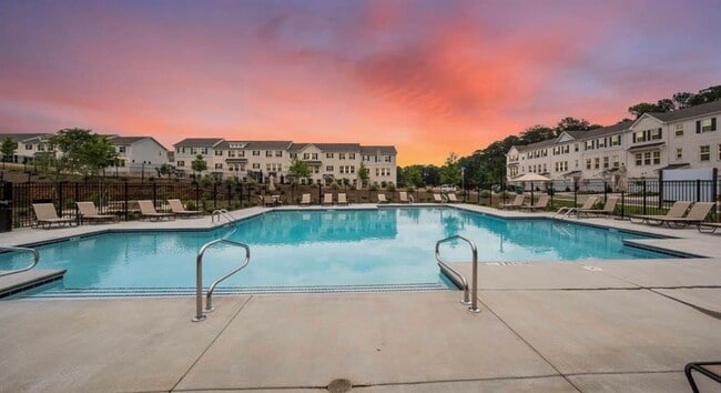 Photo - 206 Maycrest Path