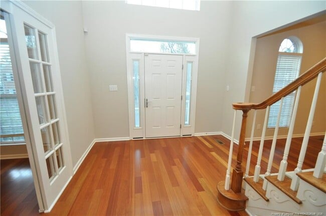 Photo - 2105 Roland Glen Rd
