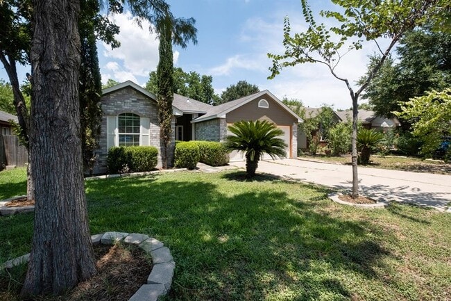 Building Photo - 7320 Muffin Dr